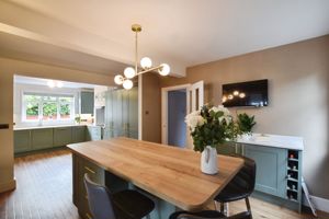 Photo 19- click for photo gallery